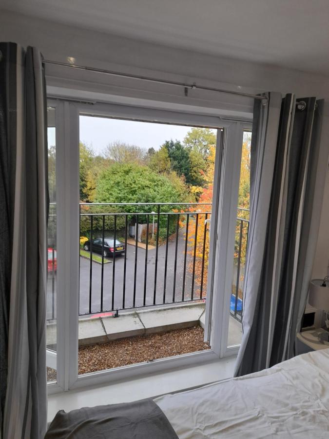 Penthouse Apartment Free Wi-Fi & Parking Occasional Bed Available Solihull Luaran gambar